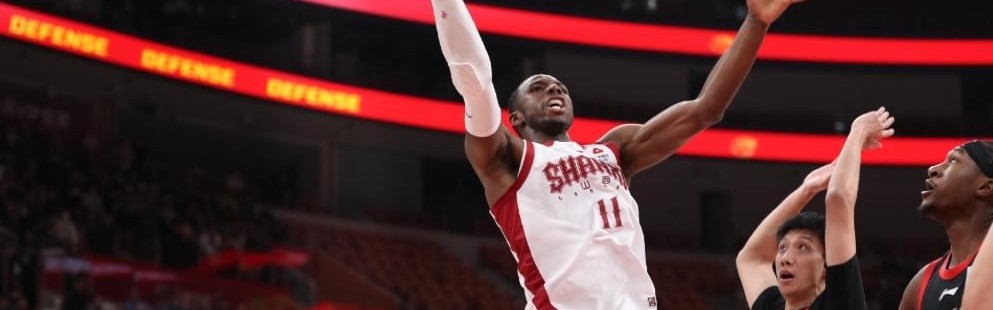 开云体育app-CBA最火爆一战！山西深圳被狂吹7个T：迪亚洛引争议潘江被驱逐