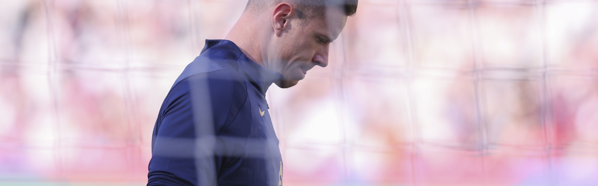 特尔施特根是否加盟？赫罗纳主帅：我无法讨论不在球队内的球员